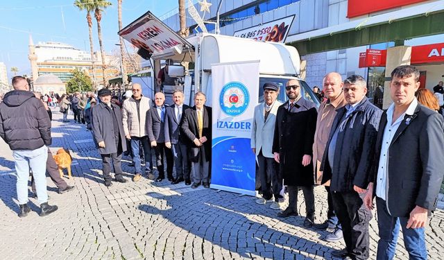 Düşürülen Azerbaycan uçağında hayatını kaybedenler İzmir'de anıldı