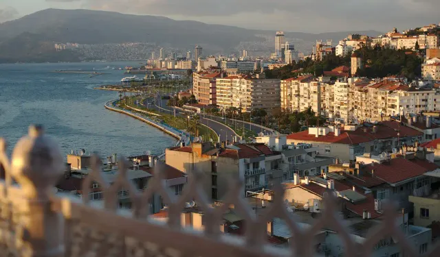 İzmir'de gayrimenkul fiyatları ucuz: Ama alabilen yok!