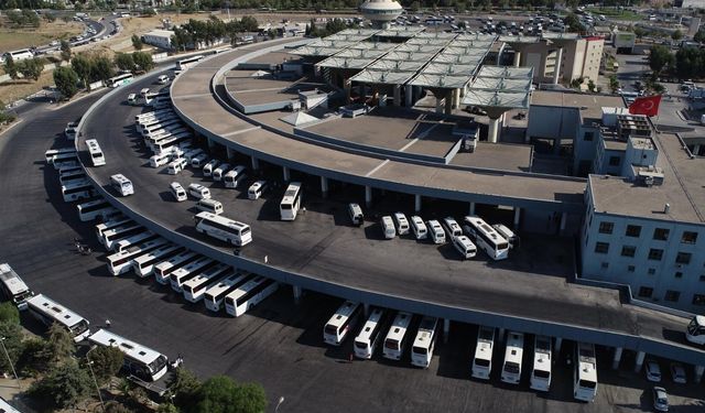 İzmir otogarında bir kişi ölü bulundu