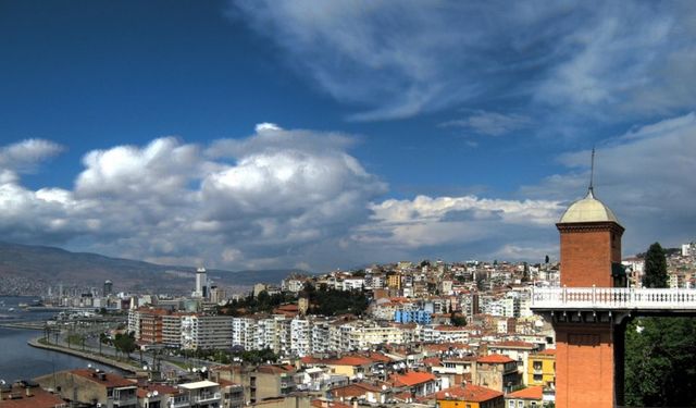 İzmir Tarihi Asansör nerede? İzmir Tarihi Asansör Binası'na nasıl gidilir?