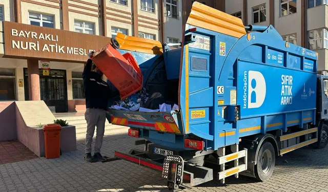 İzmir’de geri dönüşüm seferberliği: Bayraklı’da 650 ton atık ekonomiye kazandırıldı