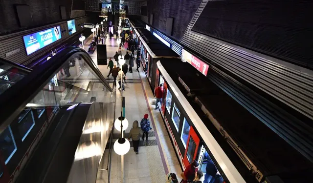 İzmir'e yeni yıl müjdesi: Metrolarda kesintisiz iletişim dönemi başlıyor