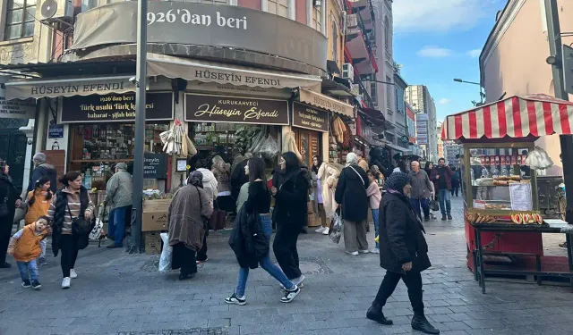 Dededen toruna bir miras: Kemeraltı’nın 99 yıllık kahve kokusu