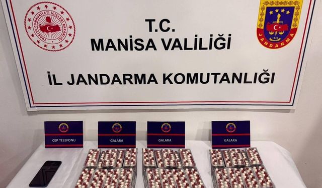 Manisa’da uyuşturucu operasyonu: 2 bin sentetik ecza hapı ele geçirildi