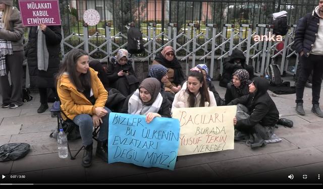 Mülakat mağduru öğretmen adayları adalet nöbetini sürdürüyor: Hayatlarımızı ortaya koyuyoruz!