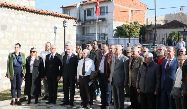 Usta yazar Urla'da anıldı: Necati Cumalı anısına anlamlı etkinlik