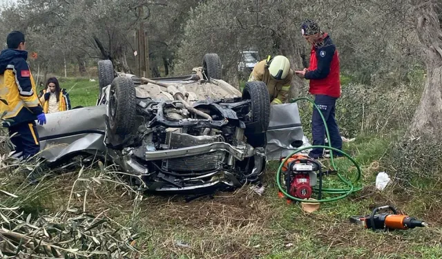 Balıkesir'de korkunç kaza: Otomobil takla attı, 2 kişi hayatını kaybetti