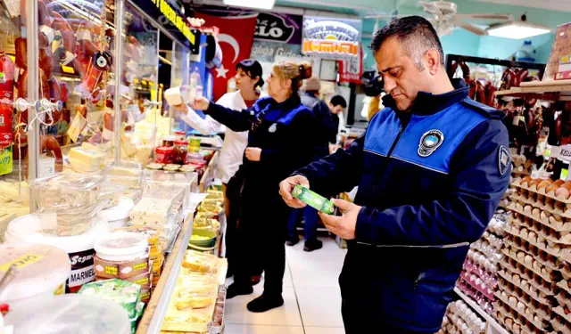 Bayraklı'da Ramazan kontrolü: Gıda denetimleri sıklaştı