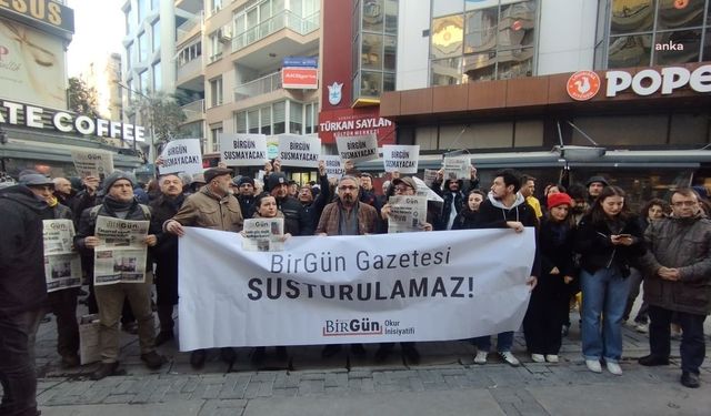 İzmir'de BirGün çalışanlarına destek: Özgür basın susturulamaz!