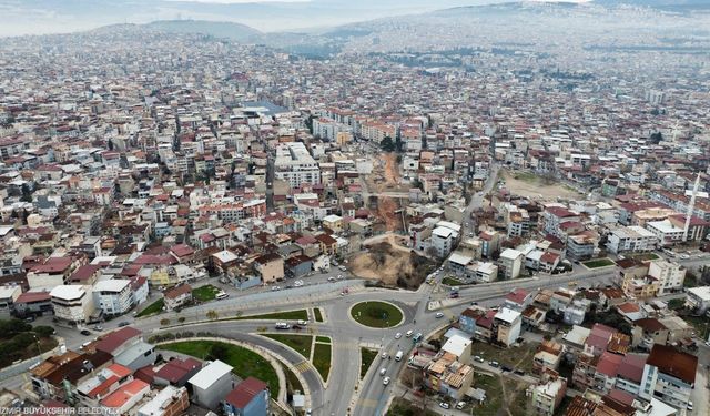 İzmir'in trafik problemine çözüm olacak: Tarihi yatırımın yüzde 40'ı tamamlandı