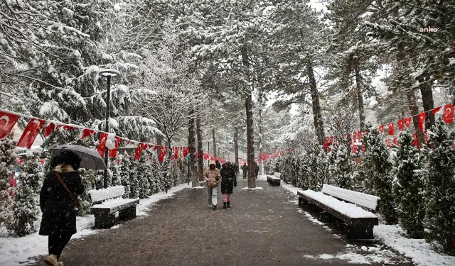 Türkiye kar altında: 20 ilde eğitime kar engeli