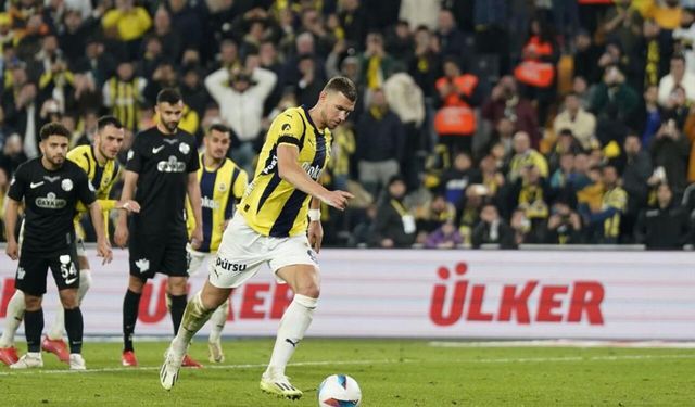 Fenerbahçe, Rizespor'u 3-2 mağlup etti