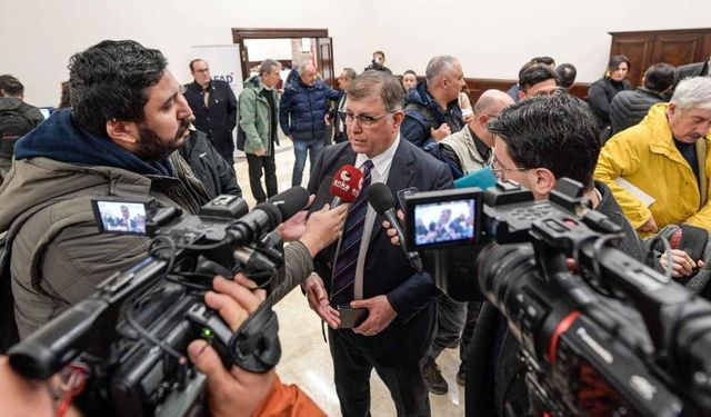 İzmir’de afet zirvesi: Yarın deprem olacakmış gibi çalışıyoruz