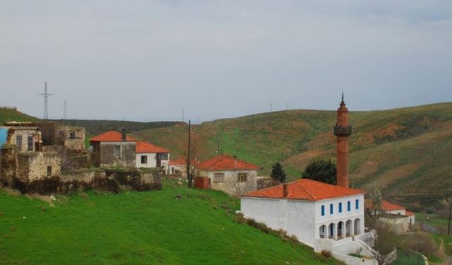 İzmir'in sakinliğin kıyısındaki köyü: Mavinin her tonu burada saklı