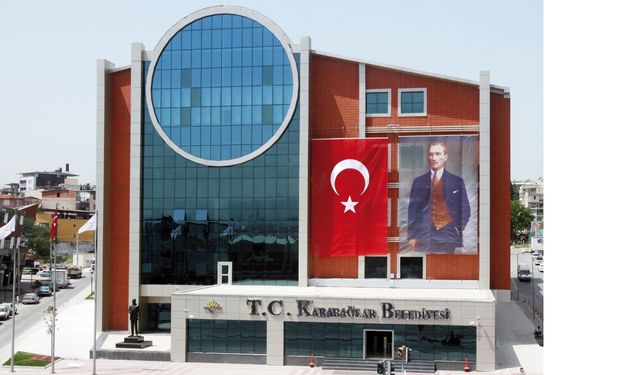 İzmir’de pazarcı esnafının katı atık bedeli tepkisine belediyeden yanıt
