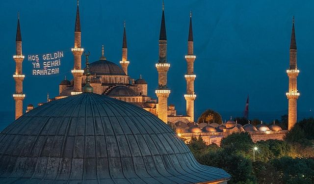 2025 Ramazan ayı ne zaman başlıyor? Kadir Gecesi ne zaman? Ramazan Bayramı ne zaman? İşte oruç ve bayram takvimi