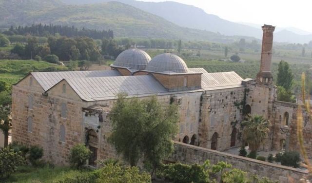 Tarihi zenginliğiyle İzmir’de bir hazine: St. Jean Bazilikası