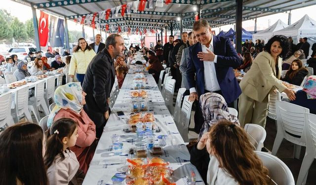 Başkan Tugay Kınık’ta: İzmir'in her yerine hizmet götürmek için çalışıyoruz!