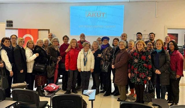 Çeşme’de afet bilinci yükseliyor: Kadın meclisi ve AKUT’tan eğitici seminer