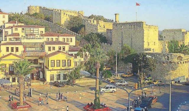Çeşme'nin tarihi ESHOT yolculuğu yakınlığında: İzmirlilerin büyülü rotası