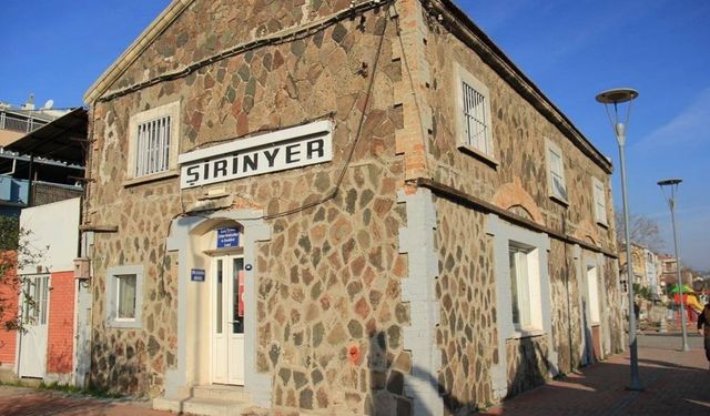 İzmir’in kalbinde bir tarih: Şirinyer Tren İstasyonu nerede? Nasıl gidilir?