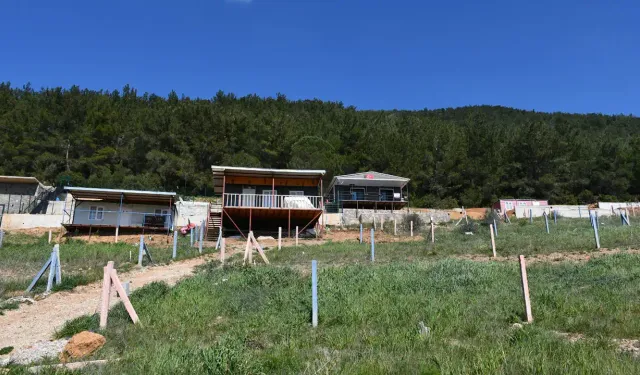 Torbalı'da hobi bahçelerine izin yok: Karaot Köyü'nde mühürleme