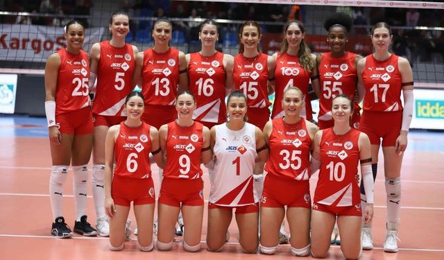 Aras Kargo Kadın Voleybol Takımı’nda üç ayrılık daha