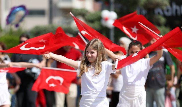 İzmir’de 29 Ekim’de hangi ilçede ne var? 2025 Cumhuriyet Bayramı etkinlik takvimi