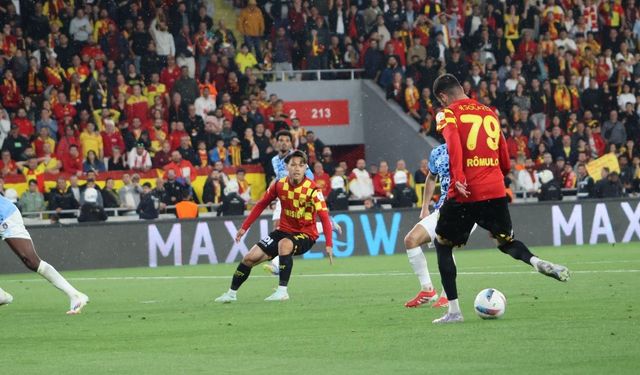 Göztepe'nin altın çocuğu: Romulo'dan 25 gol katkısı