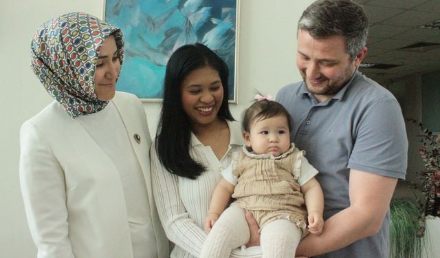 İzmir'de “Gebe Okulu” anne adaylarını doğuma hazırlıyor