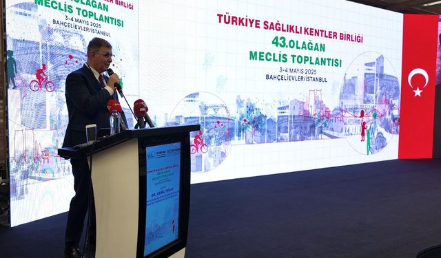 Başkan Tugay’dan gıda sağlığı uyarısı: Çözüm üretmeliyiz