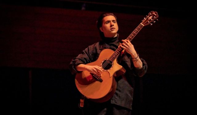 Ünlü virtüöz İzmir'de sahne aldı, konserde unutulmaz anlar yaşandı