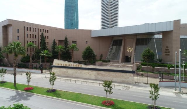 Baba Büyükışık duruşma çıkışında konuştu: Devlet temizlenene kadar peşlerinde olacağım