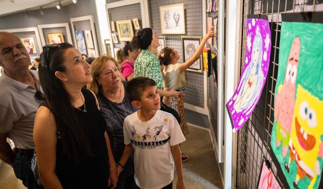 Bornova'da sanat yaş tanımıyor: Resim sergisi başladı!