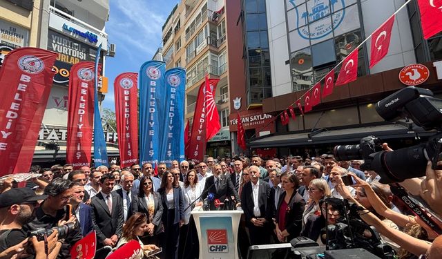 CHP İzmir'den Özel’e yapılan saldırıya karşı sert tepki: Ülkemizin AKP iktidarıyla kaybedecek bir tek günü dahi yoktur