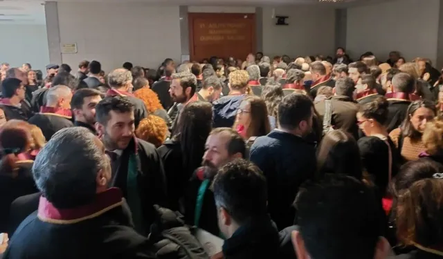 İzmir Barosu meslektaşlarını yalnız bırakmadı: Dava yerinde takip ediliyor