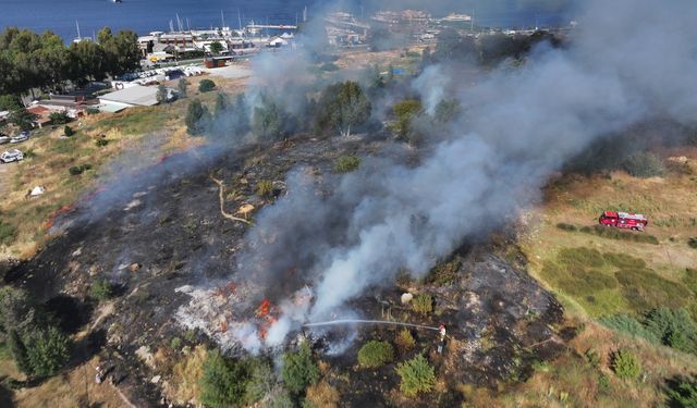 Balçova’da otluk alanda çıkan yangın söndürüldü