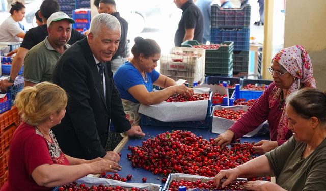 Başkan Türkmen’den yerinde mesai: Talepleri tek tek dinliyor