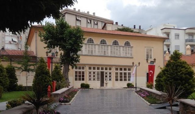 Bornova'da bu hafta Bergama'nın tarihi değerleri konuşulacak