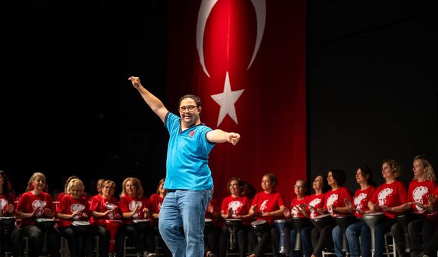 Bornova’da sanat şöleni: Gala Konserleri izleyenleri büyüledi