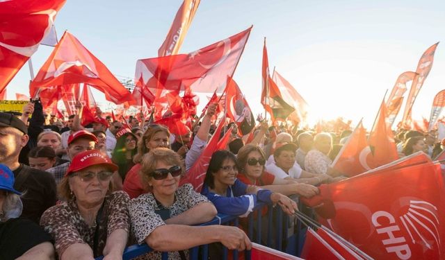 CHP, İzmir’de siyasal bir zemin yaratamadı