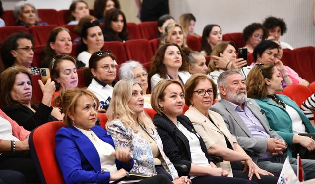 Çiğli’de 159 kadın sertifikayla dijital dünyaya adım attı