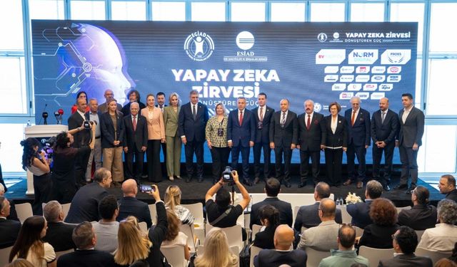 Dönüştüren yapay zeka İzmir’de merceğe alındı