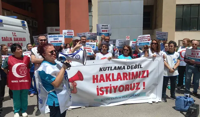 İzmir'de hemşirelerden tepki: Sağlık sistemi tıkandı