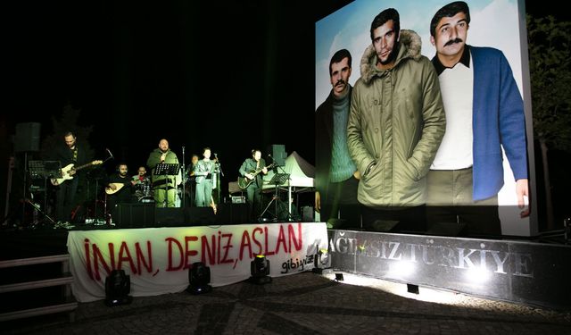 Üç fidan Güzelbahçe'de anıldı
