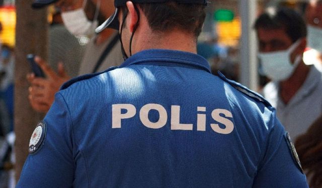 İzmir polisi göz açtırmadı: Binlerce yedek parça ele geçirildi