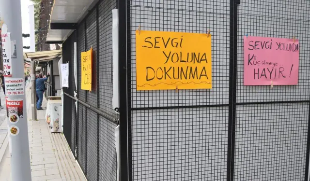 Belediye 15 gün süre verdi: İzmir Sevgi Yolu esnafından tepki
