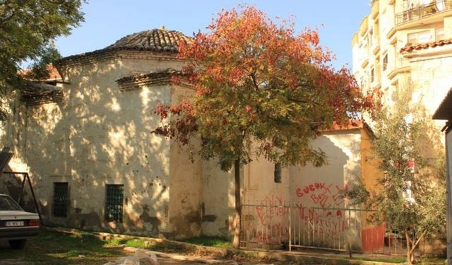 İzmir’de 500 yıllık gizem: Mühürlü Sultan Türbesi’nin sırrı ne?
