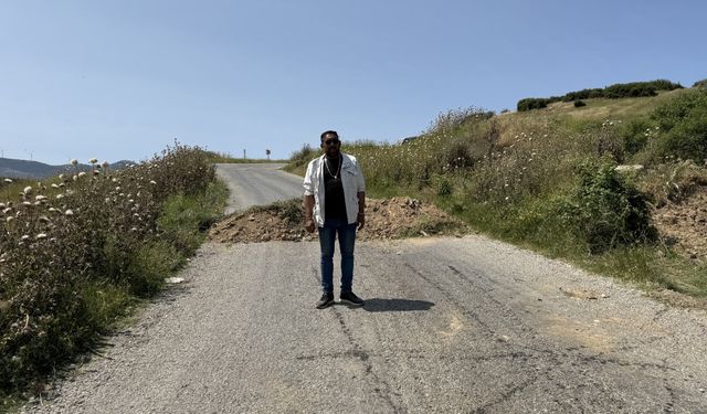 İzmir'de bir şahıs yolu trafiğe kapattı