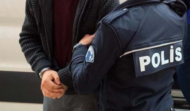 İzmir'de trafikte döner bıçaklı saldırı girişimi